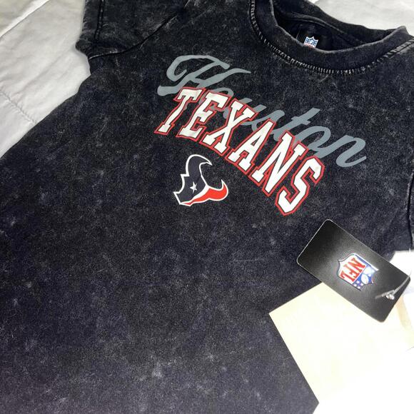 NWT NfL Houston Texans Youth Unisex size 6/6x Dusted Black Acid Wash T-Shirt - Picture 3 of 7